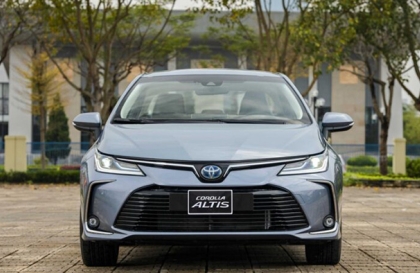 Lịch bảo dưỡng định kỳ và chi phí của Toyota Corolla Altis